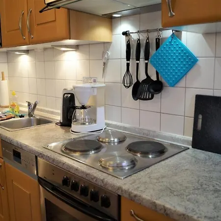 Strandnahe Mit Balkon, Wlan-anschluss & Pkw-stellplatz
